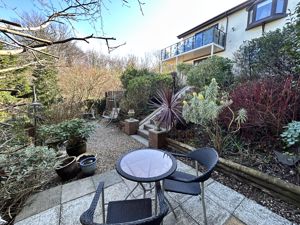 Photo 32- click for photo gallery